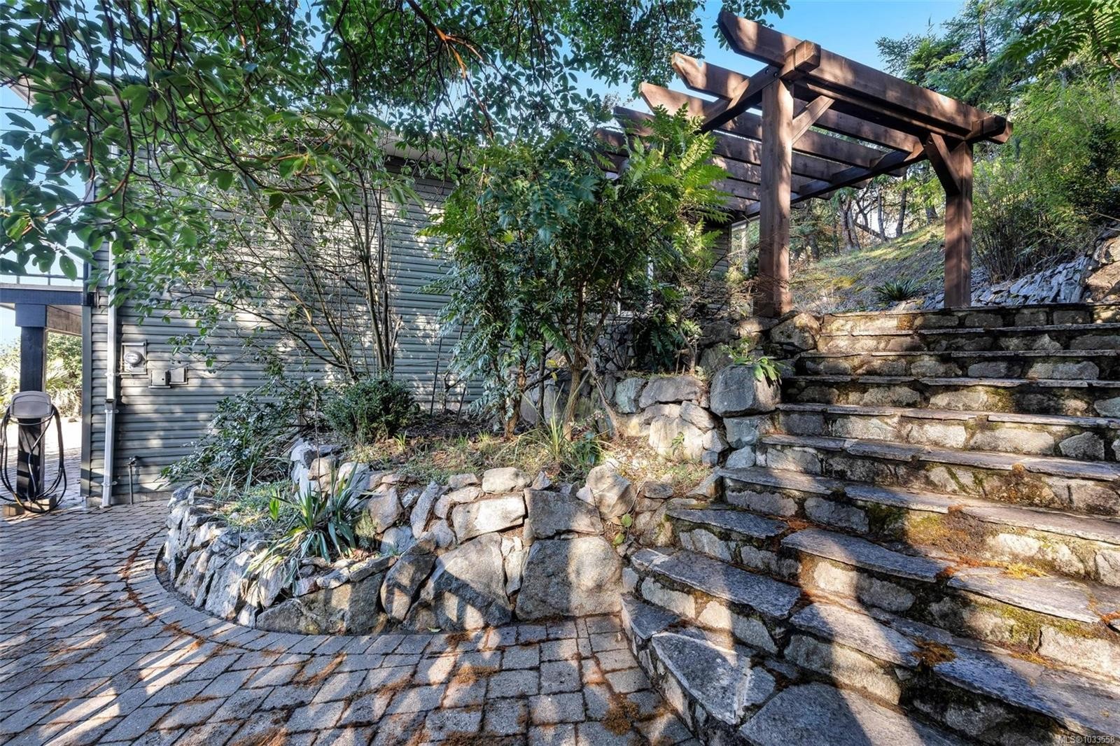 1158 Kathleen Dr, Duncan, BC