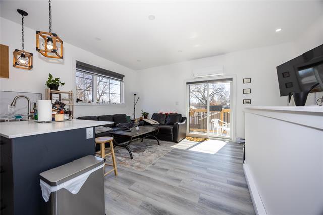 96 Ellesmere Ave, Winnipeg, MB