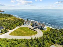 368 Middle Road Kingsburg, NS B0J 2X0