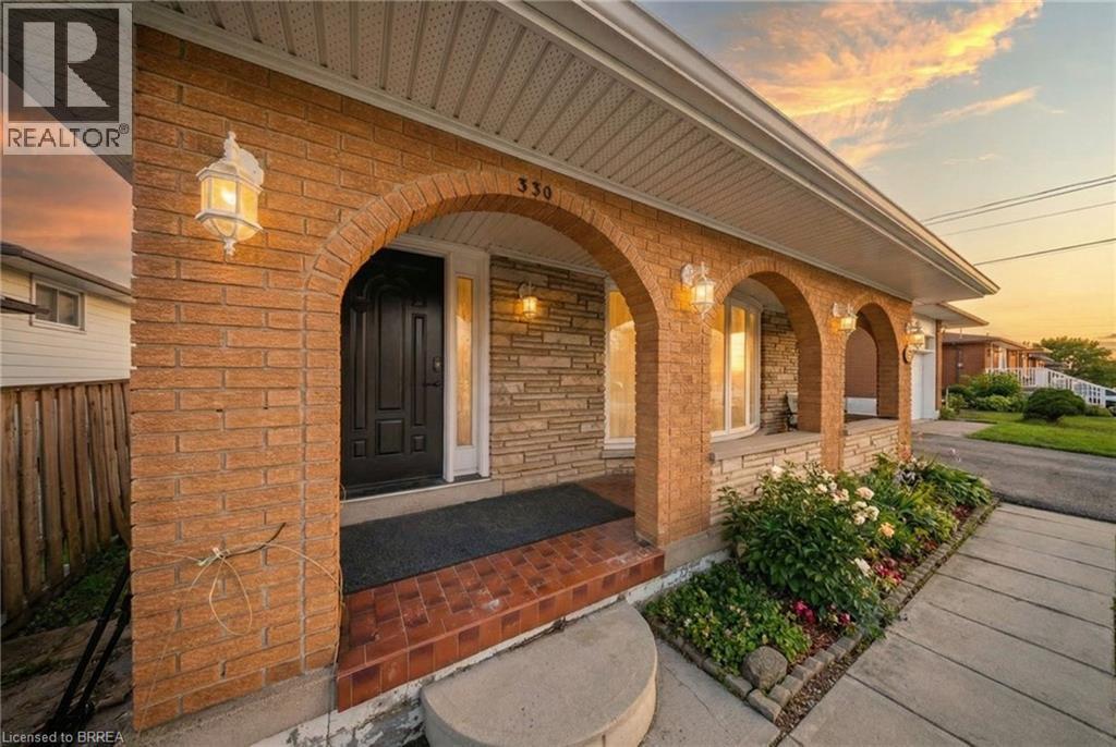 330 East 18Th Street, Hamilton, ON - Outdoor With Exterior