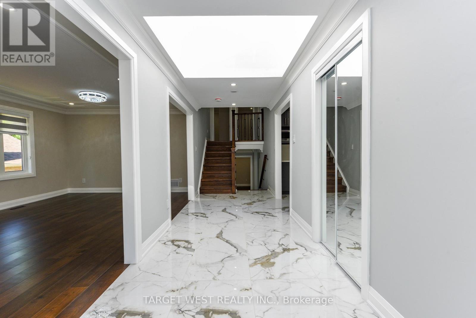 1263 Crestdale Road, Mississauga, ON - Indoor Photo Showing Other Room