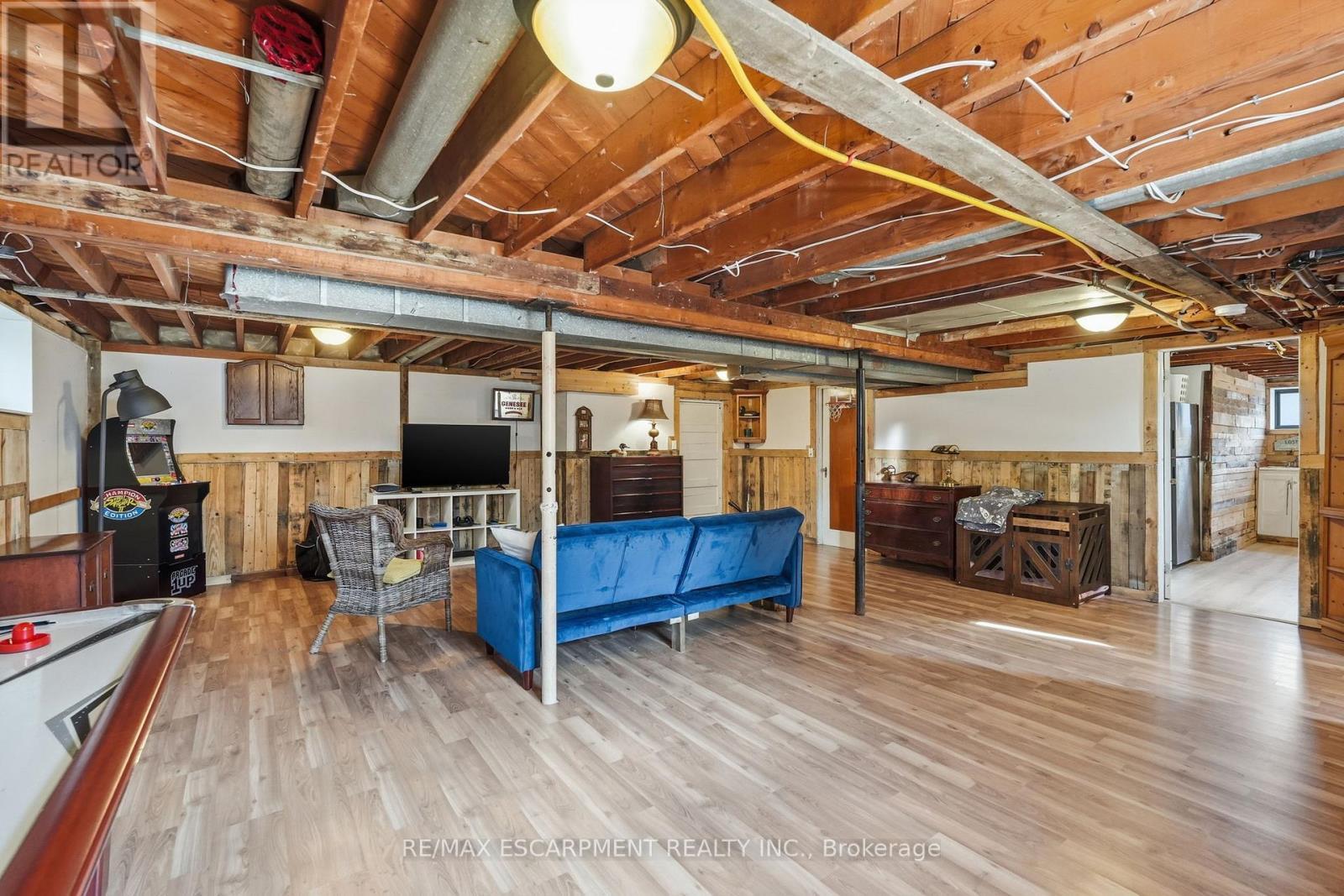 222 Concession 11 E, Hamilton, ON - Indoor Photo Showing Basement