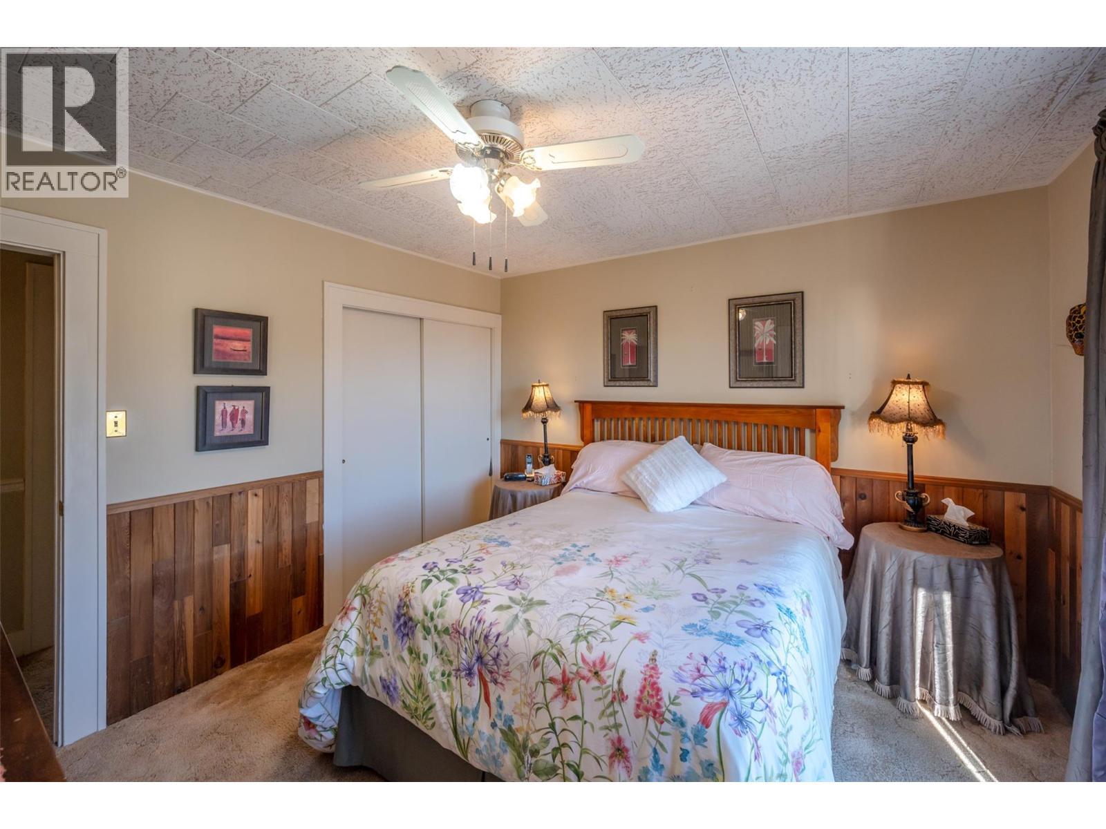 4550 Gulch Road, Naramata, BC - Indoor Photo Showing Bedroom