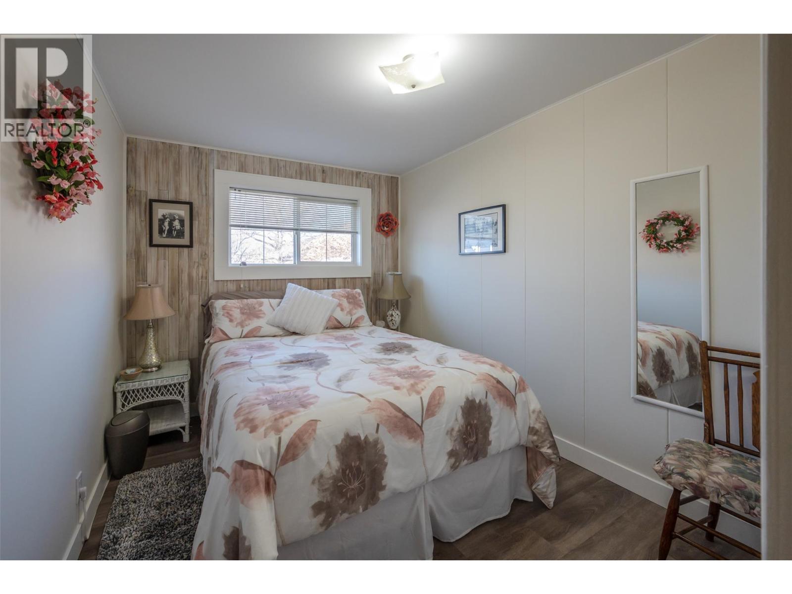 4550 Gulch Road, Naramata, BC - Indoor Photo Showing Bedroom