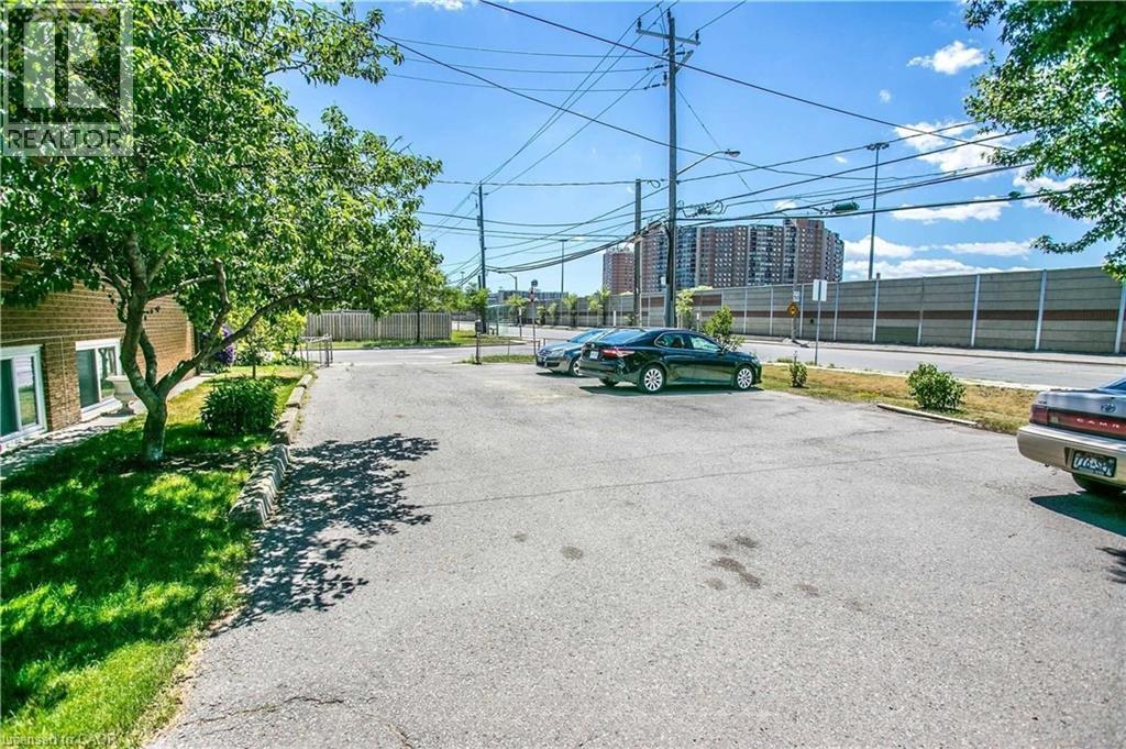 54 Rabbit Lane, Toronto, ON - Outdoor