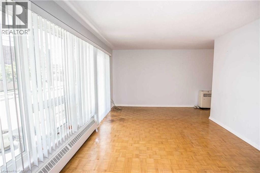 54 Rabbit Lane, Toronto, ON - Indoor Photo Showing Other Room