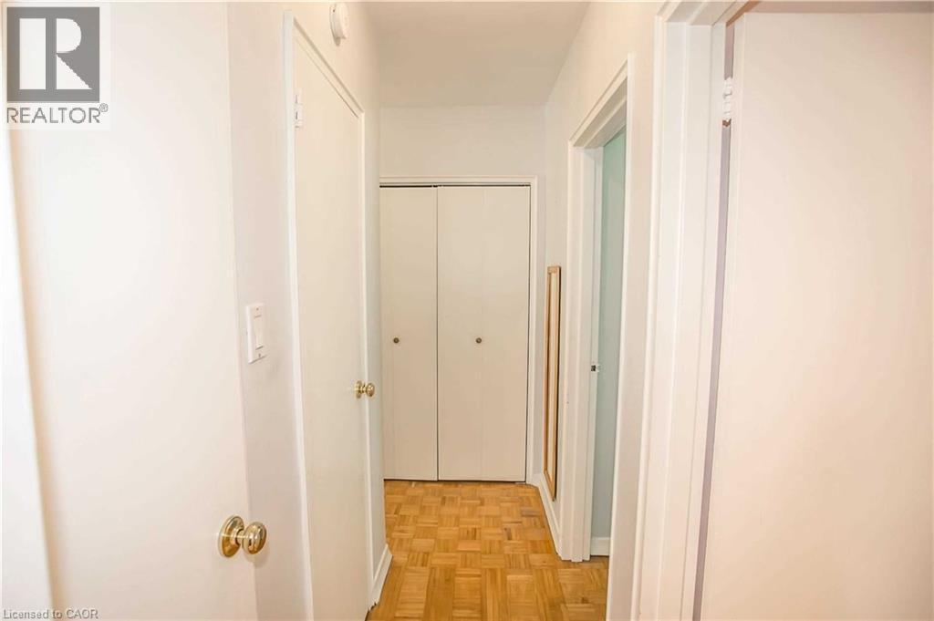 54 Rabbit Lane, Toronto, ON - Indoor Photo Showing Other Room