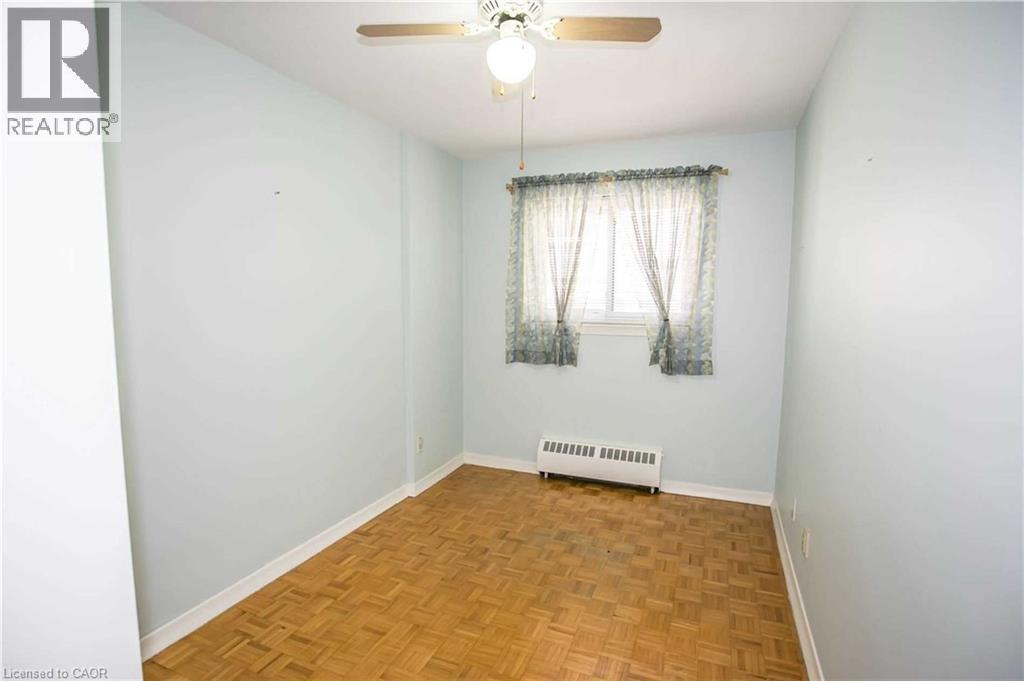 54 Rabbit Lane, Toronto, ON - Indoor Photo Showing Other Room