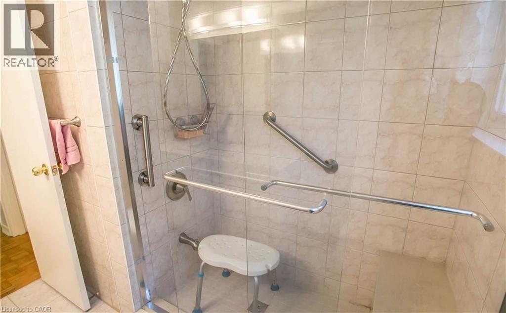 54 Rabbit Lane, Toronto, ON - Indoor Photo Showing Bathroom