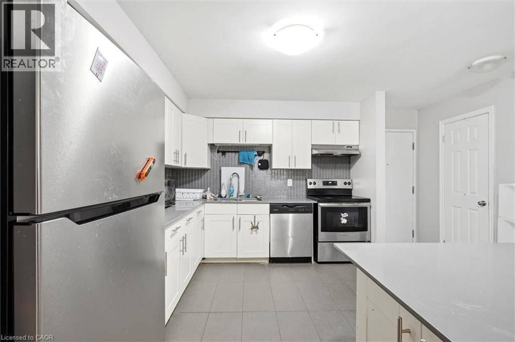 508 Quiet Place Unit# 4, Waterloo, ON - Indoor Photo Showing Kitchen
