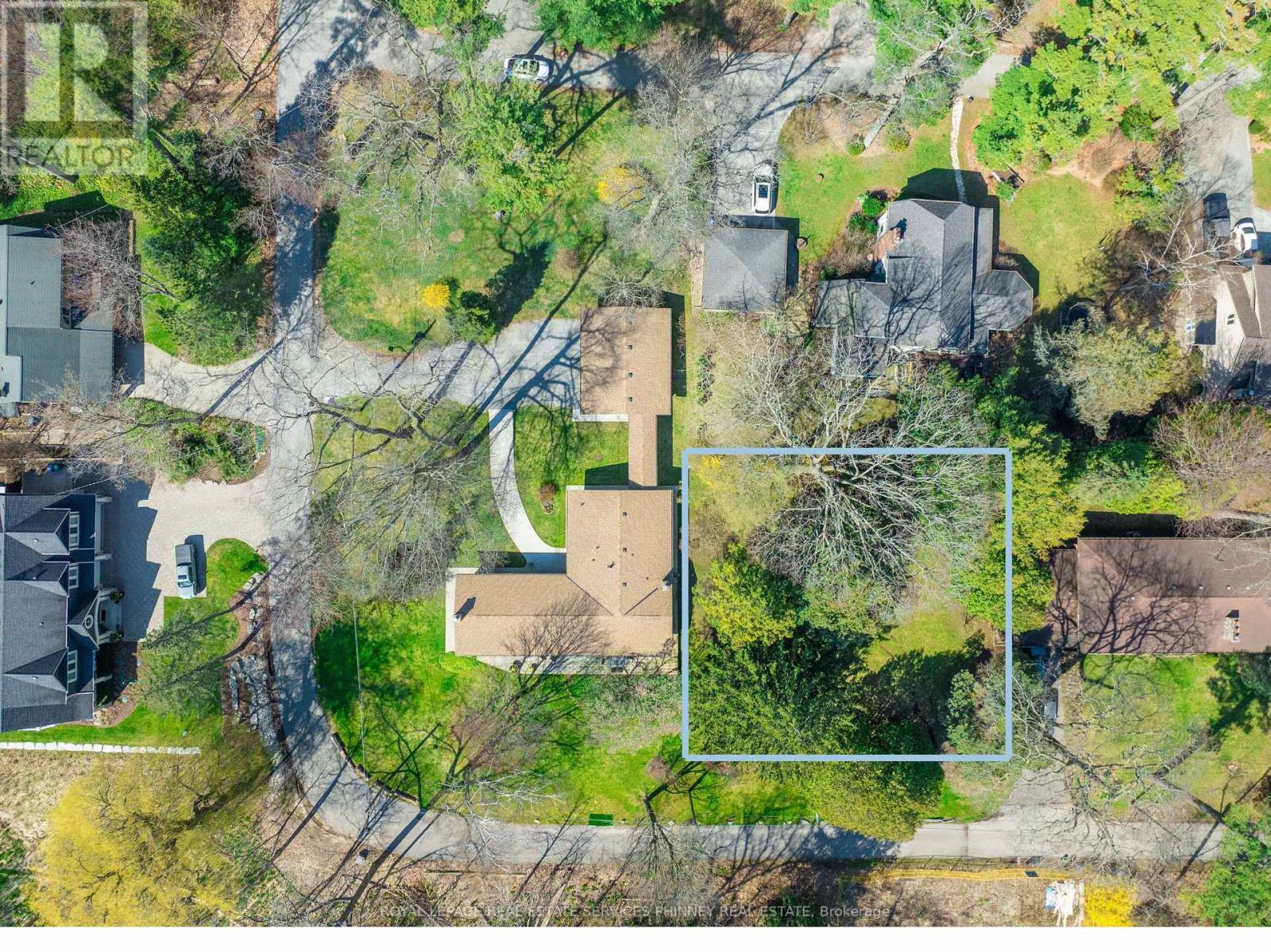 845 Chaucer Avenue, Mississauga, ON