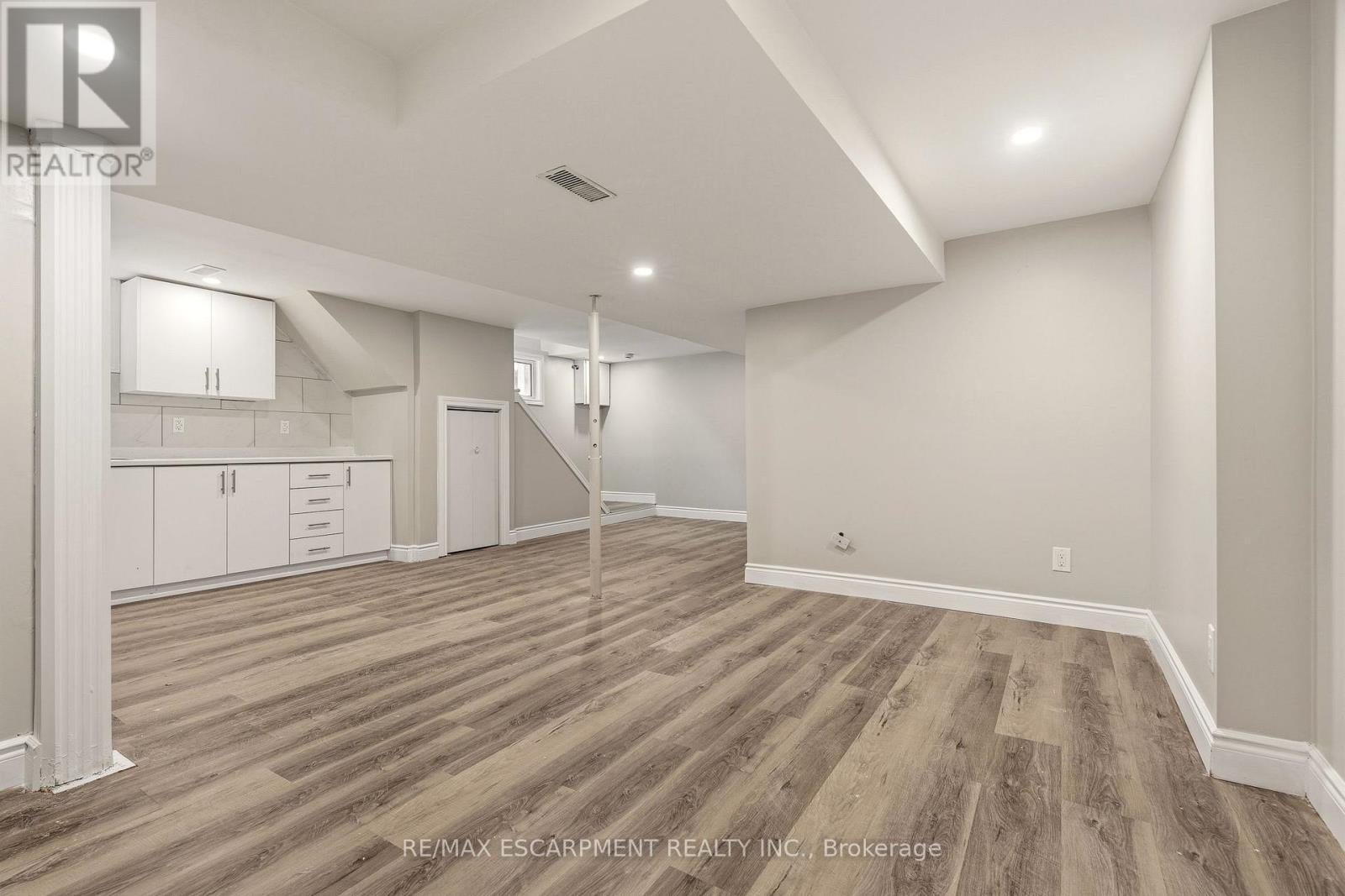 267 Vansitmart Avenue, Hamilton, ON - Indoor Photo Showing Other Room