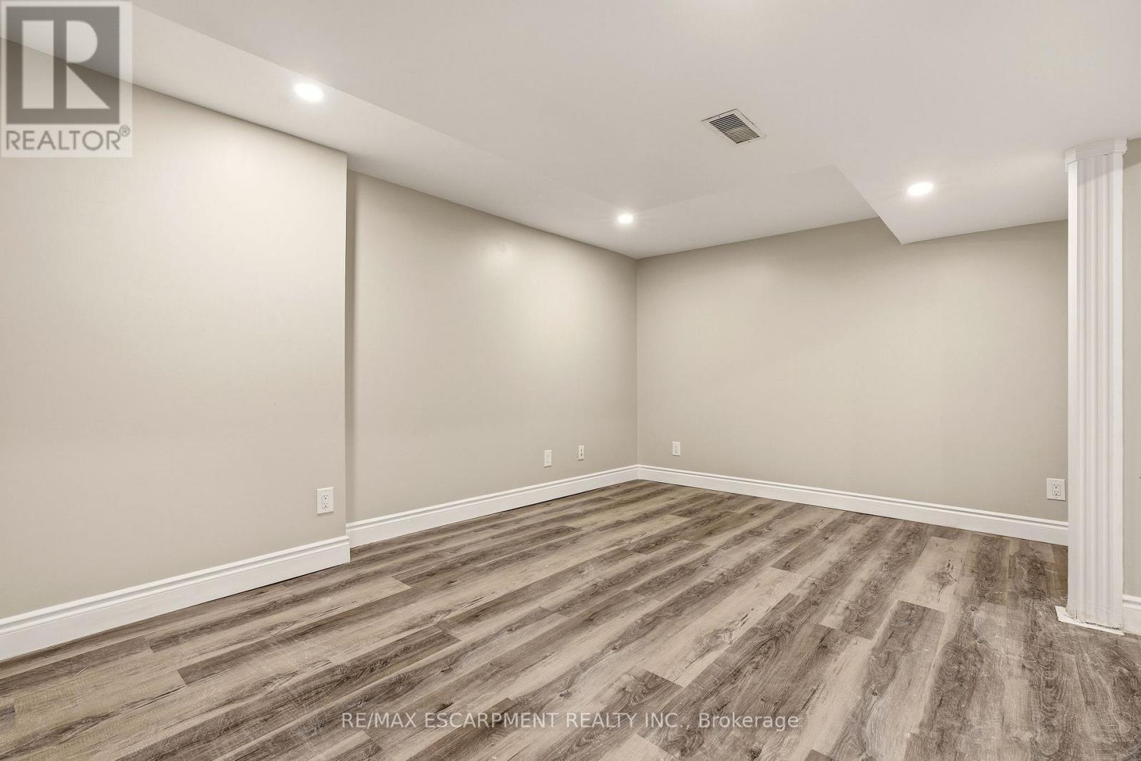 267 Vansitmart Avenue, Hamilton, ON - Indoor