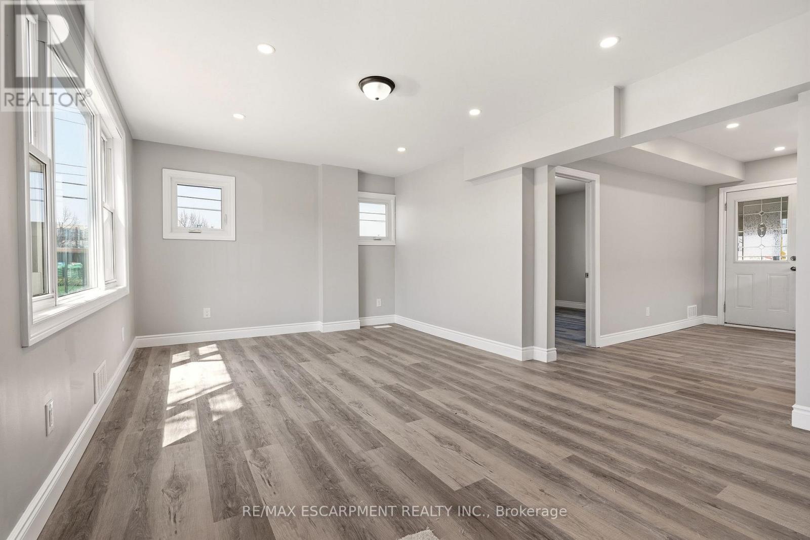 267 Vansitmart Avenue, Hamilton, ON - Indoor Photo Showing Other Room