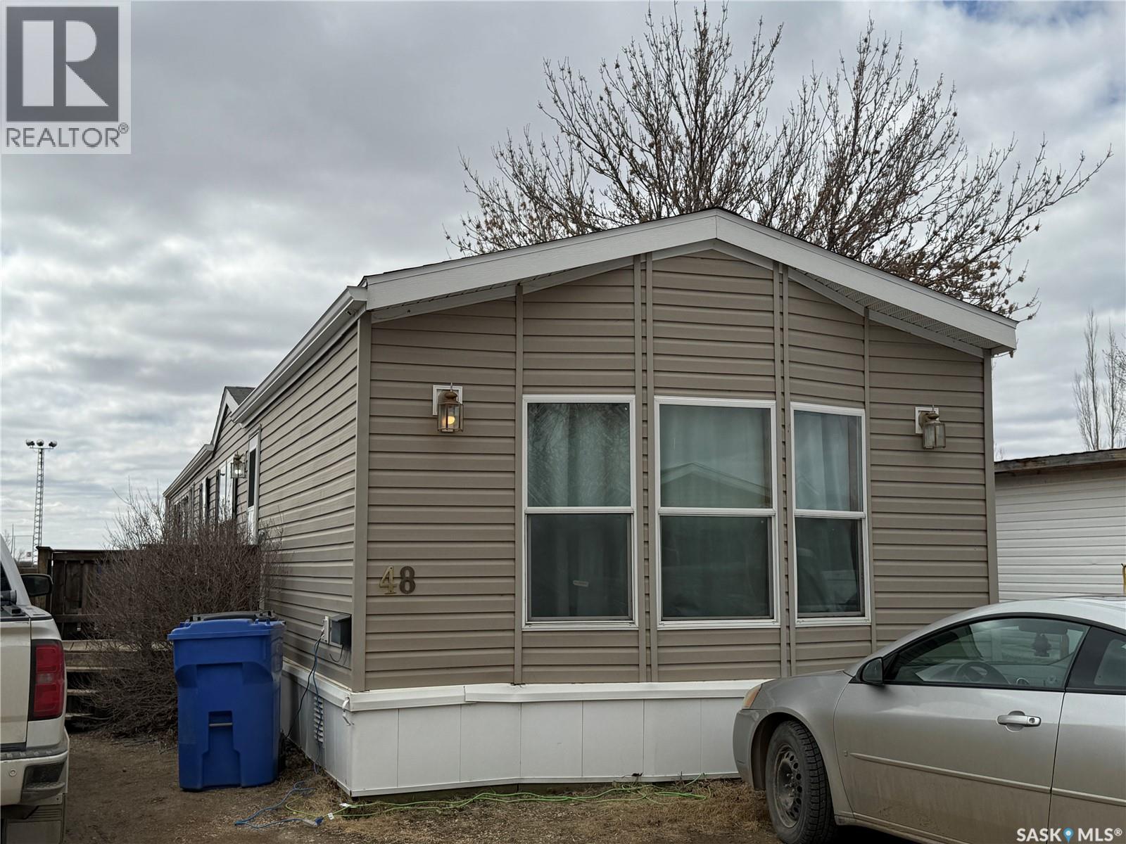 48 106 1St Avenue Sw, Weyburn, SK