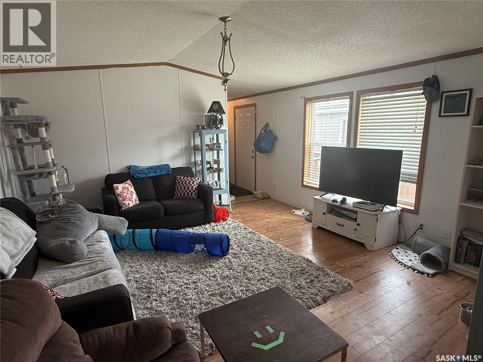 48 106 1St Avenue Sw, Weyburn, SK