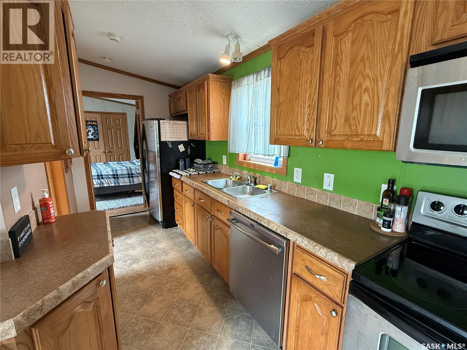 48 106 1St Avenue Sw, Weyburn, SK