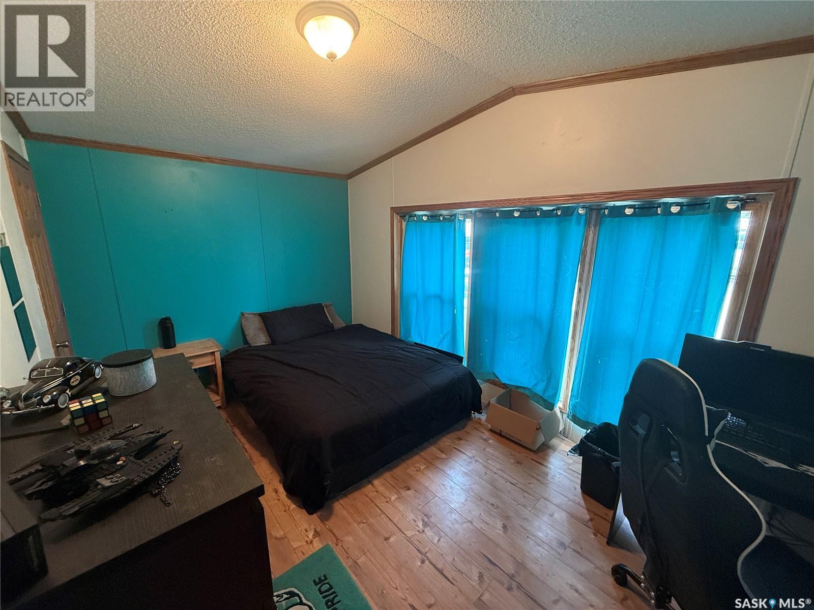 48 106 1St Avenue Sw, Weyburn, SK