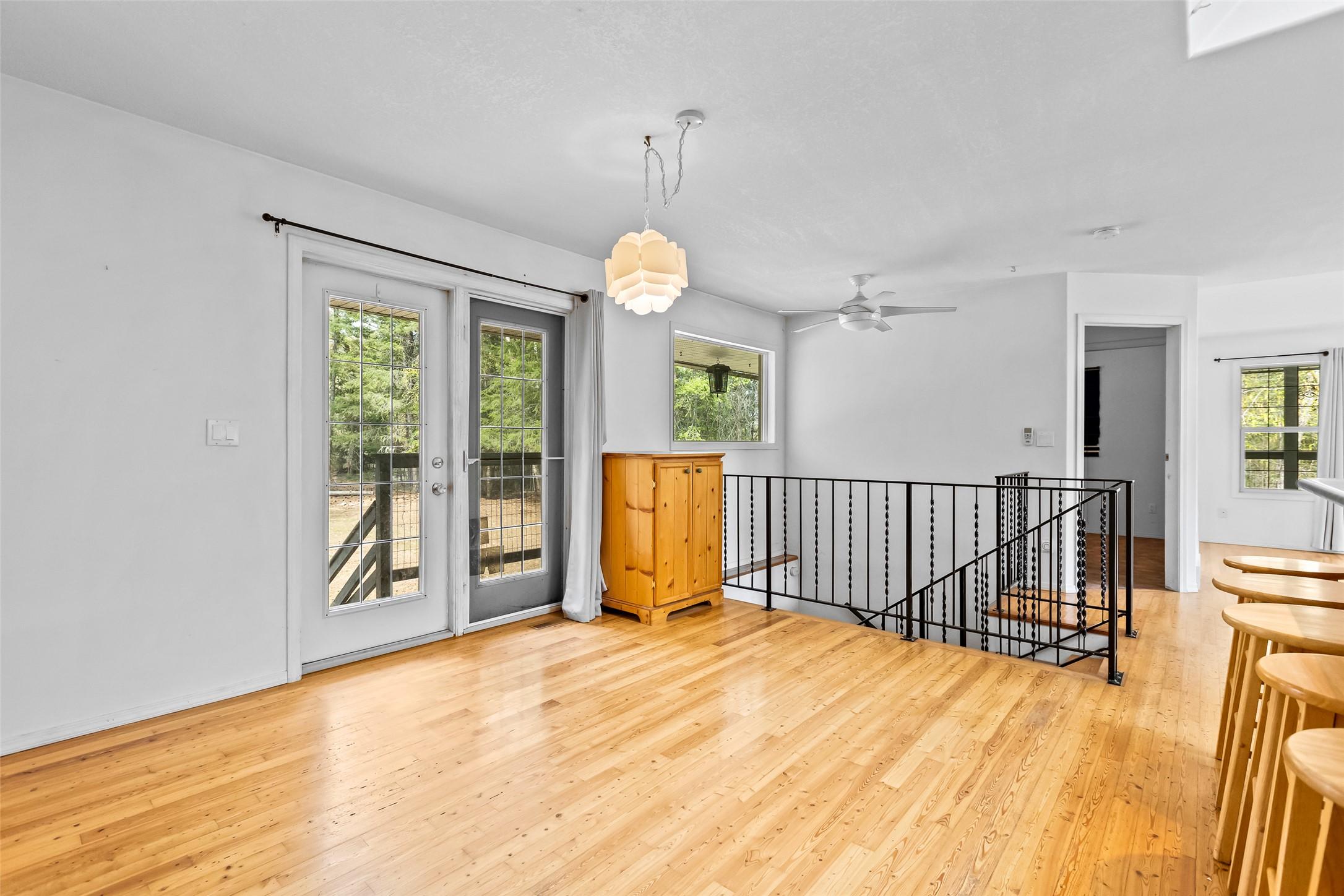 4484 3 Highway, Arrow Creek, BC - Indoor Photo Showing Other Room