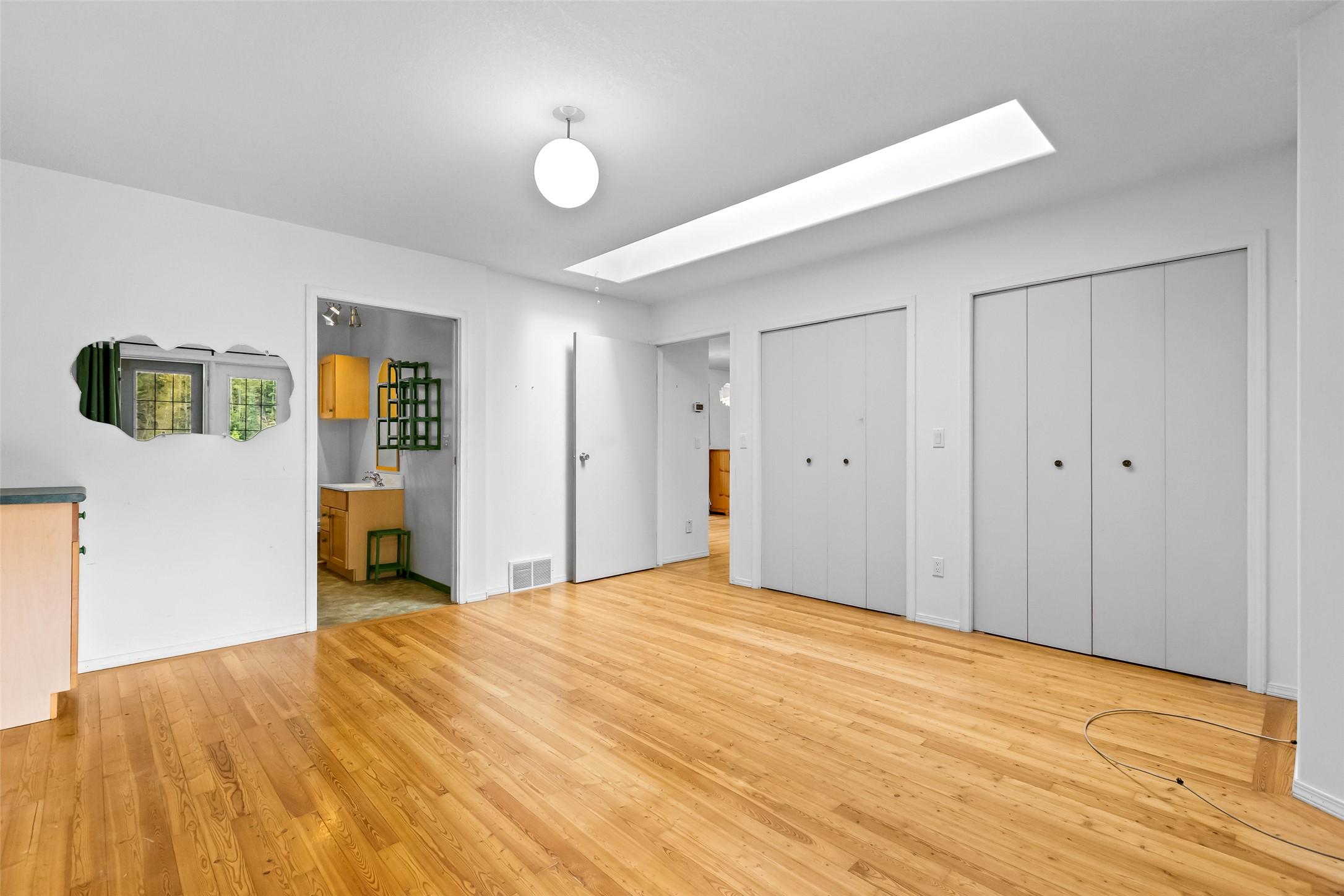 4484 3 Highway, Arrow Creek, BC - Indoor Photo Showing Other Room
