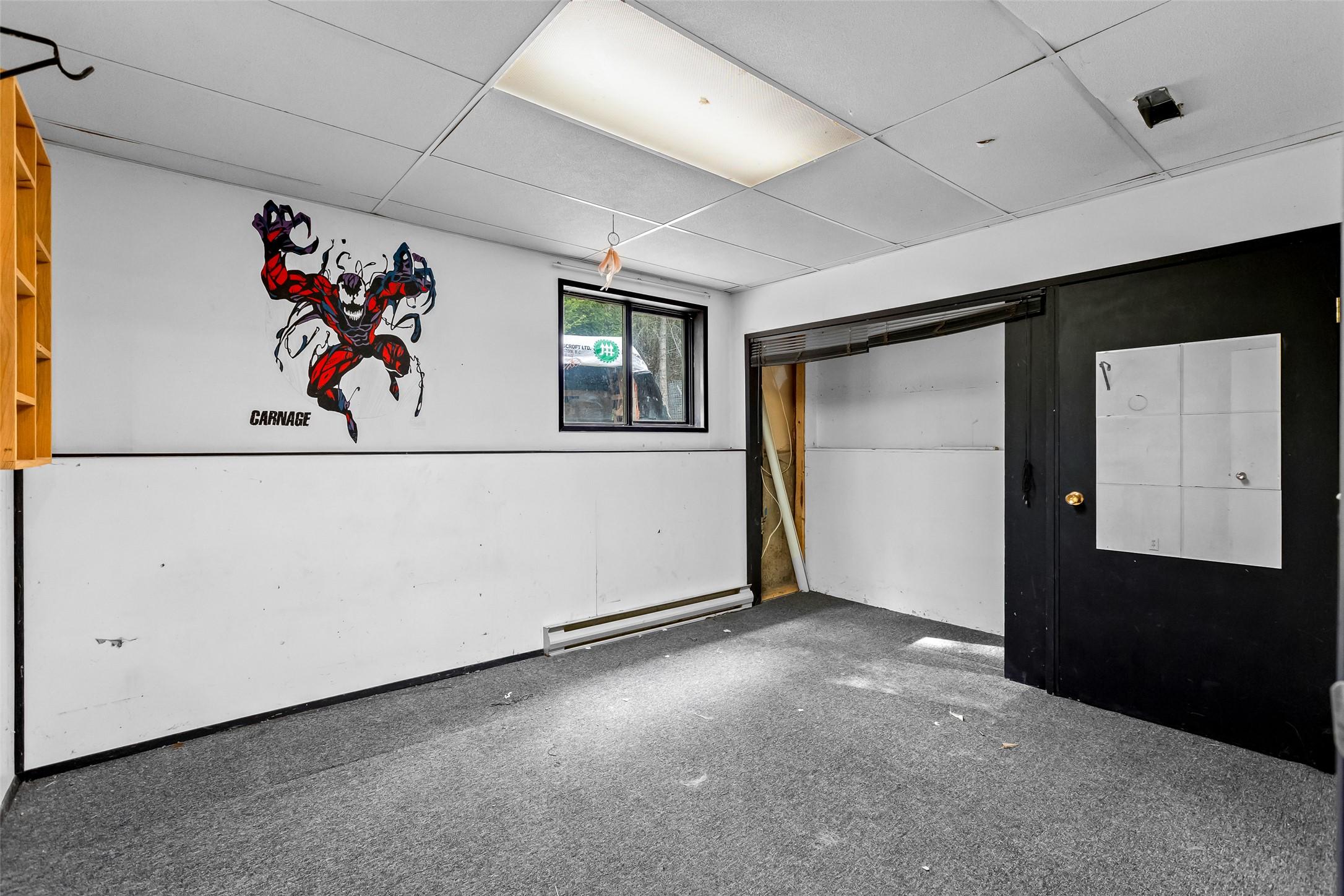 4484 3 Highway, Arrow Creek, BC - Indoor