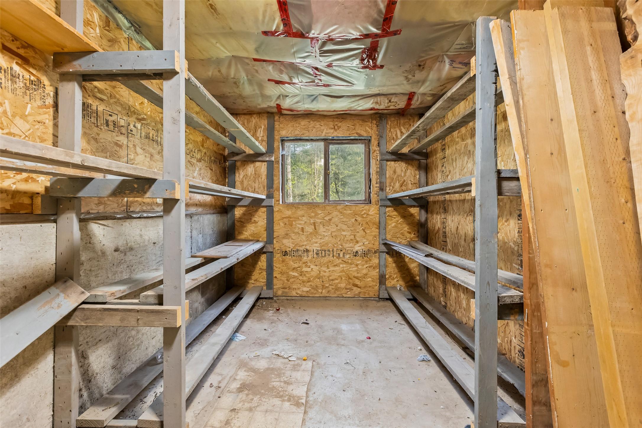 4484 3 Highway, Arrow Creek, BC - Indoor