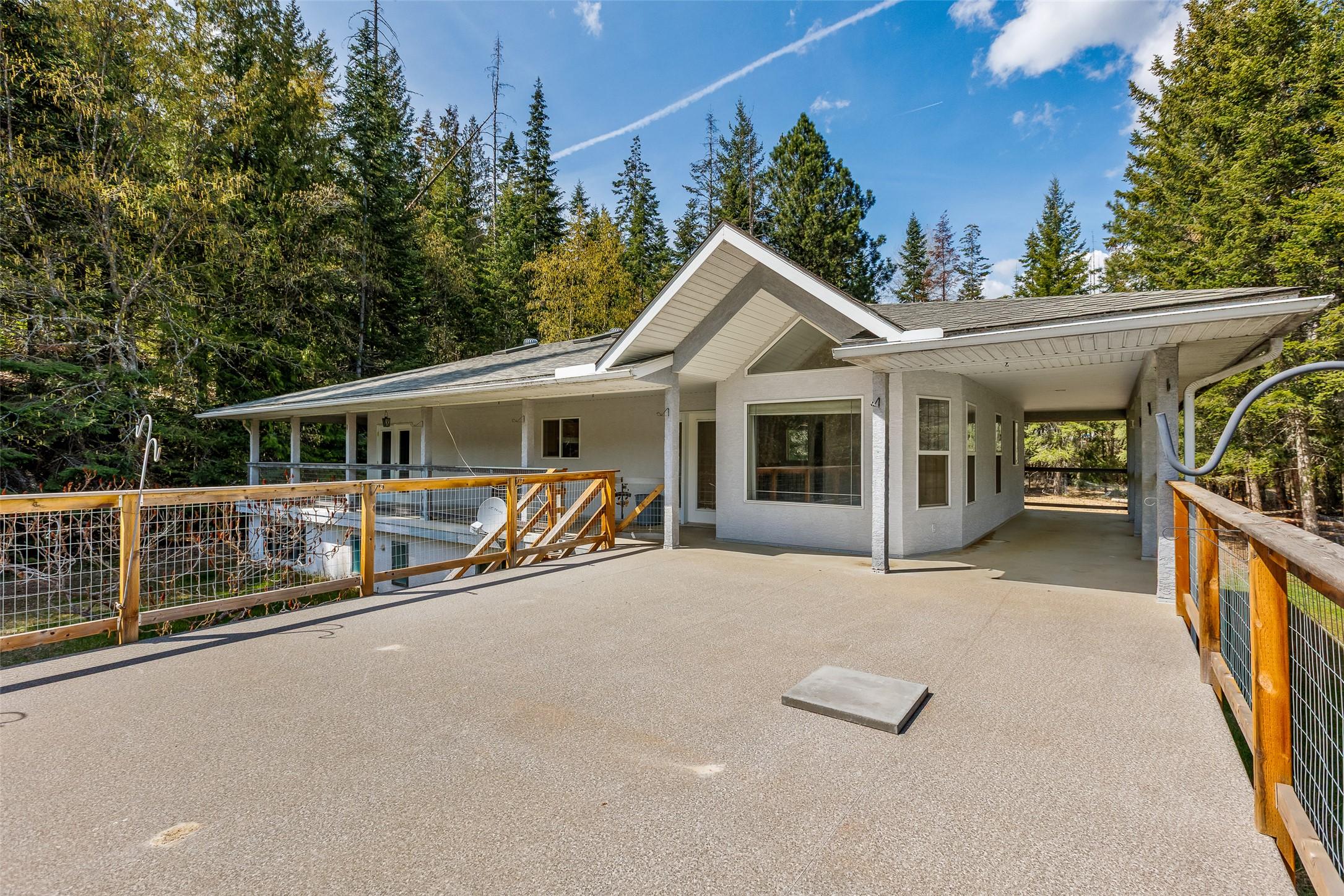 4484 3 Highway, Arrow Creek, BC - Outdoor With Deck Patio Veranda