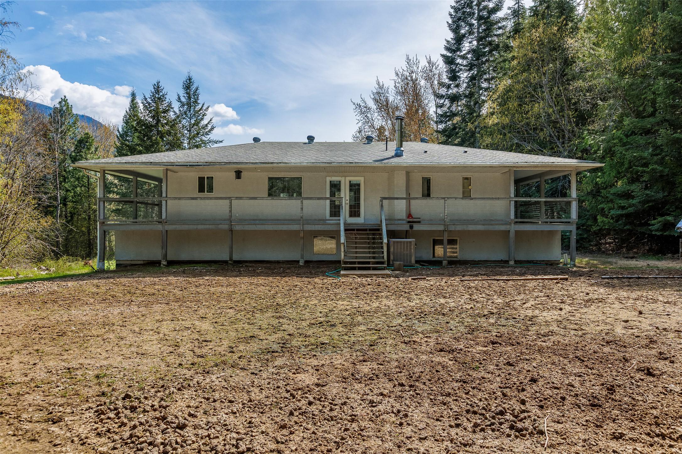 4484 3 Highway, Arrow Creek, BC - Outdoor With Deck Patio Veranda