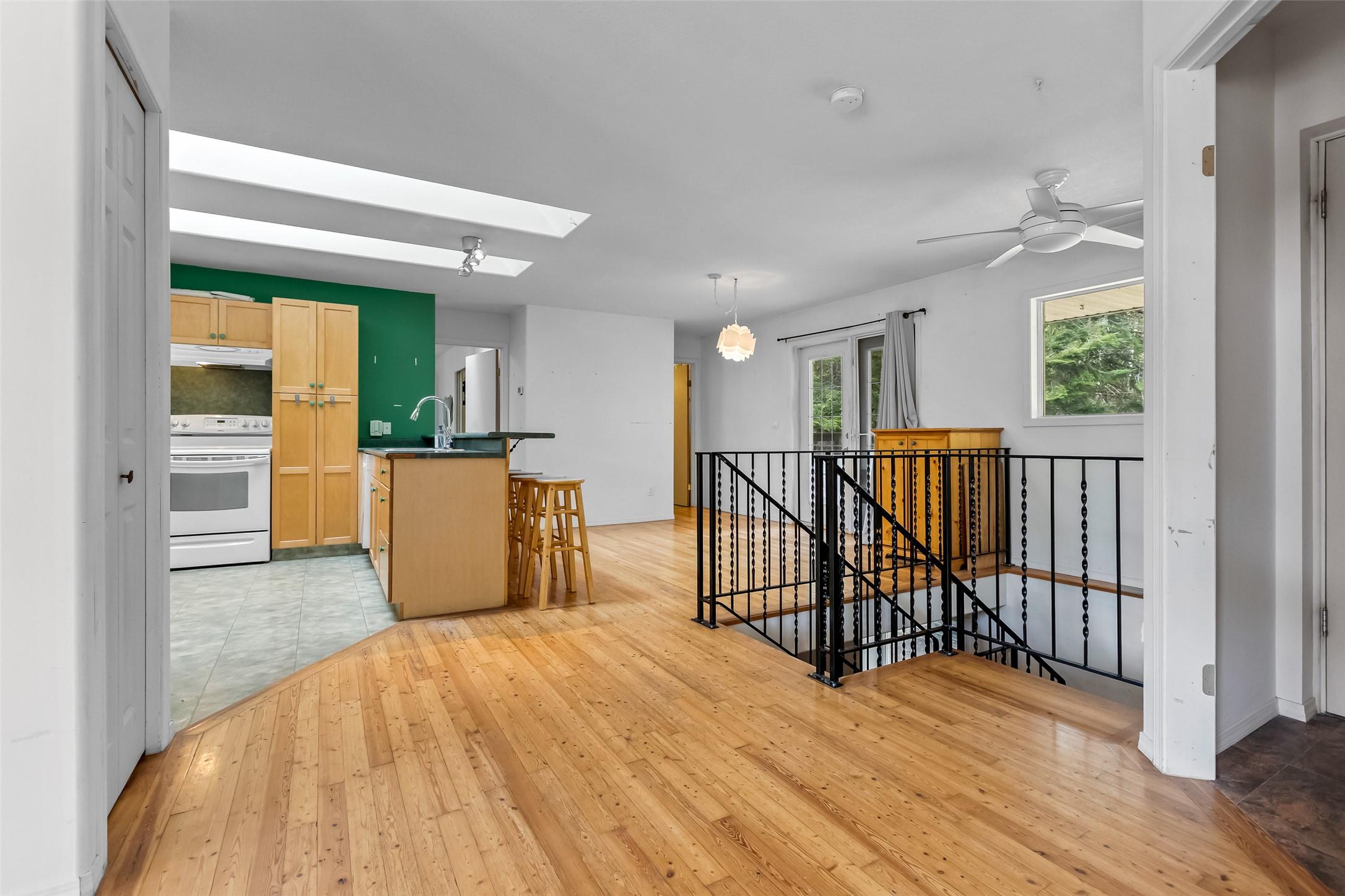 4484 3 Highway, Arrow Creek, BC - Indoor