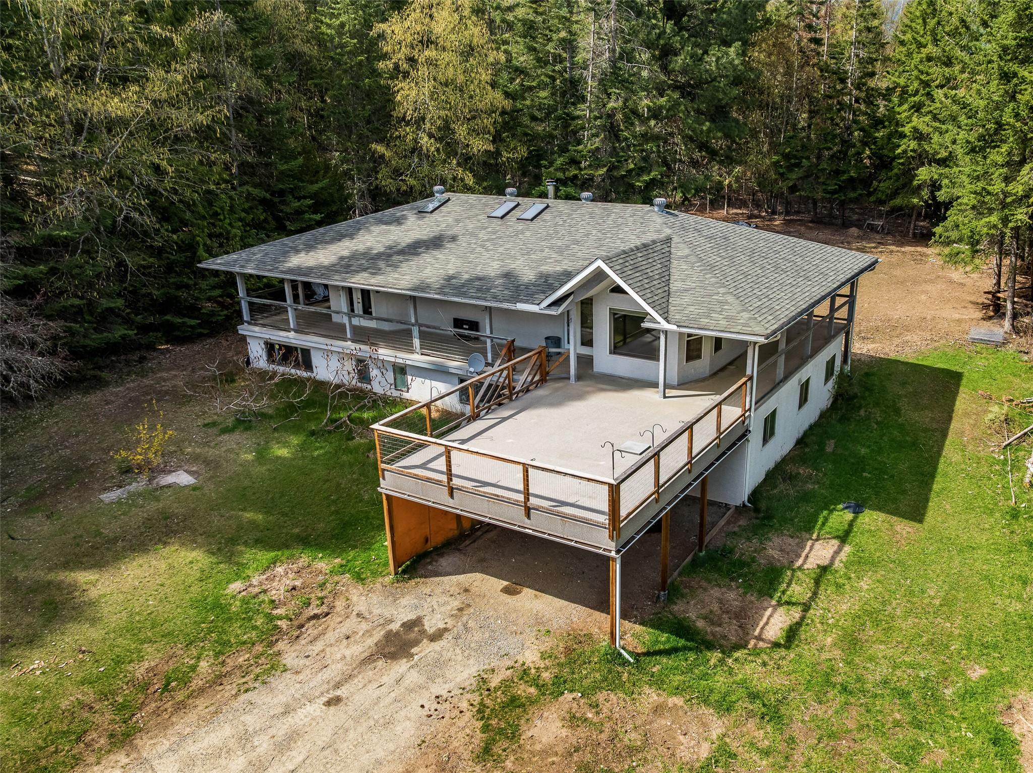 4484 3 Highway, Arrow Creek, BC - Outdoor With Deck Patio Veranda