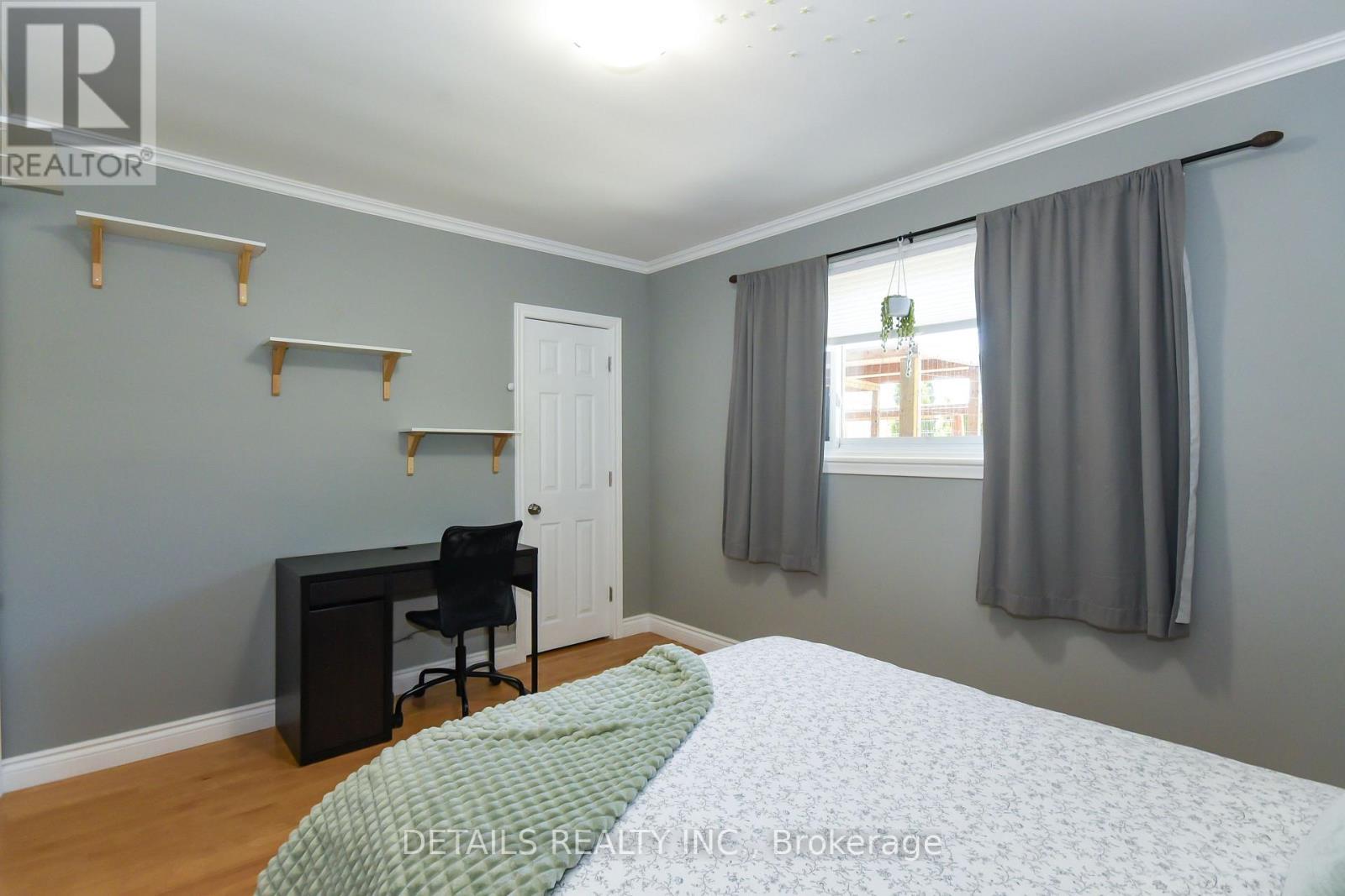 1222 Field Street, Ottawa, ON - Indoor Photo Showing Bedroom
