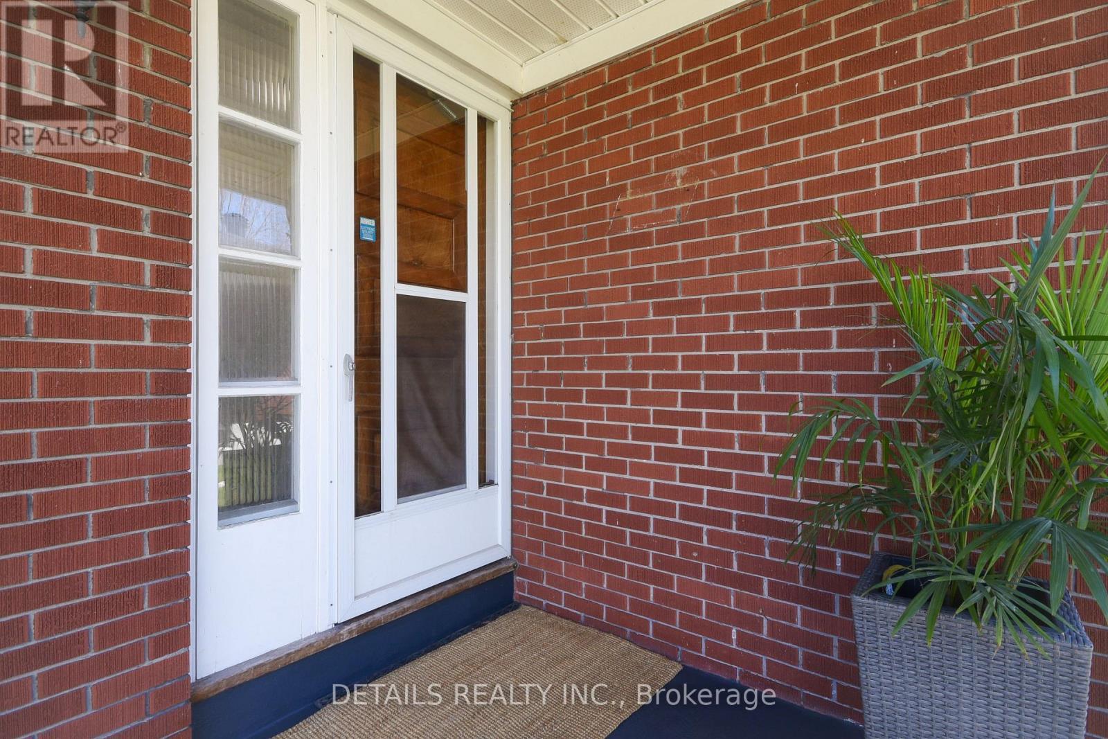 1222 Field Street, Ottawa, ON - Outdoor With Exterior