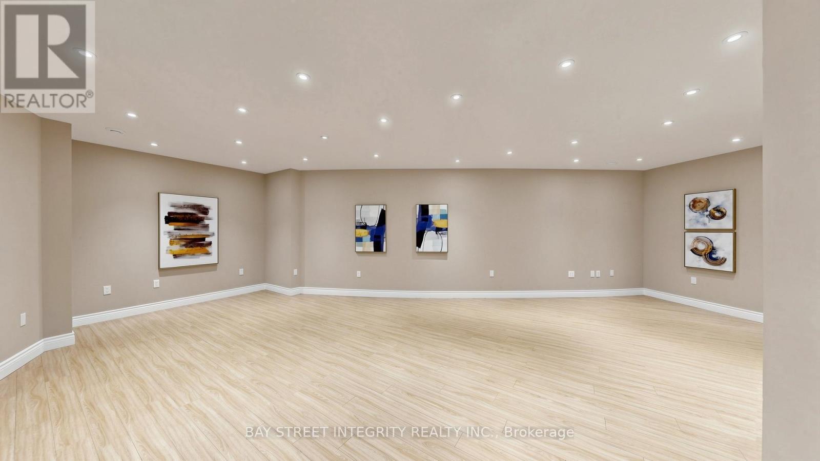 Th36 - 9 Oakburn Crescent, Toronto, ON - Indoor Photo Showing Other Room