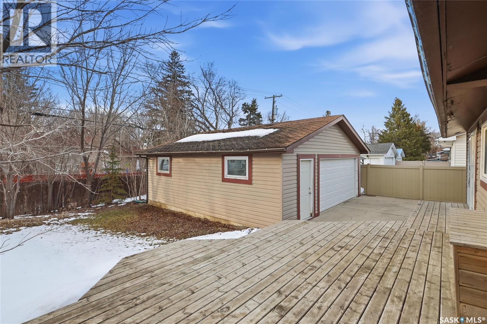 3312 Grant Road, Regina, SK - Outdoor With Deck Patio Veranda With Exterior