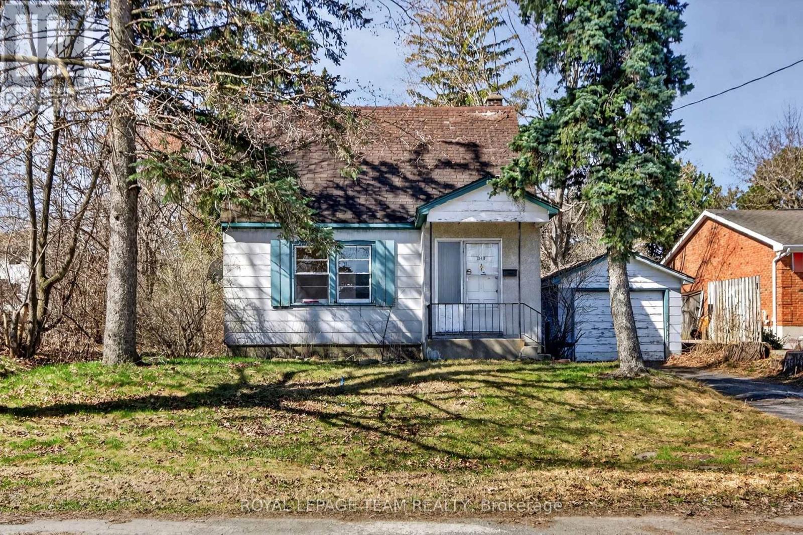 1548 Ortona Avenue, Ottawa, ON - Outdoor