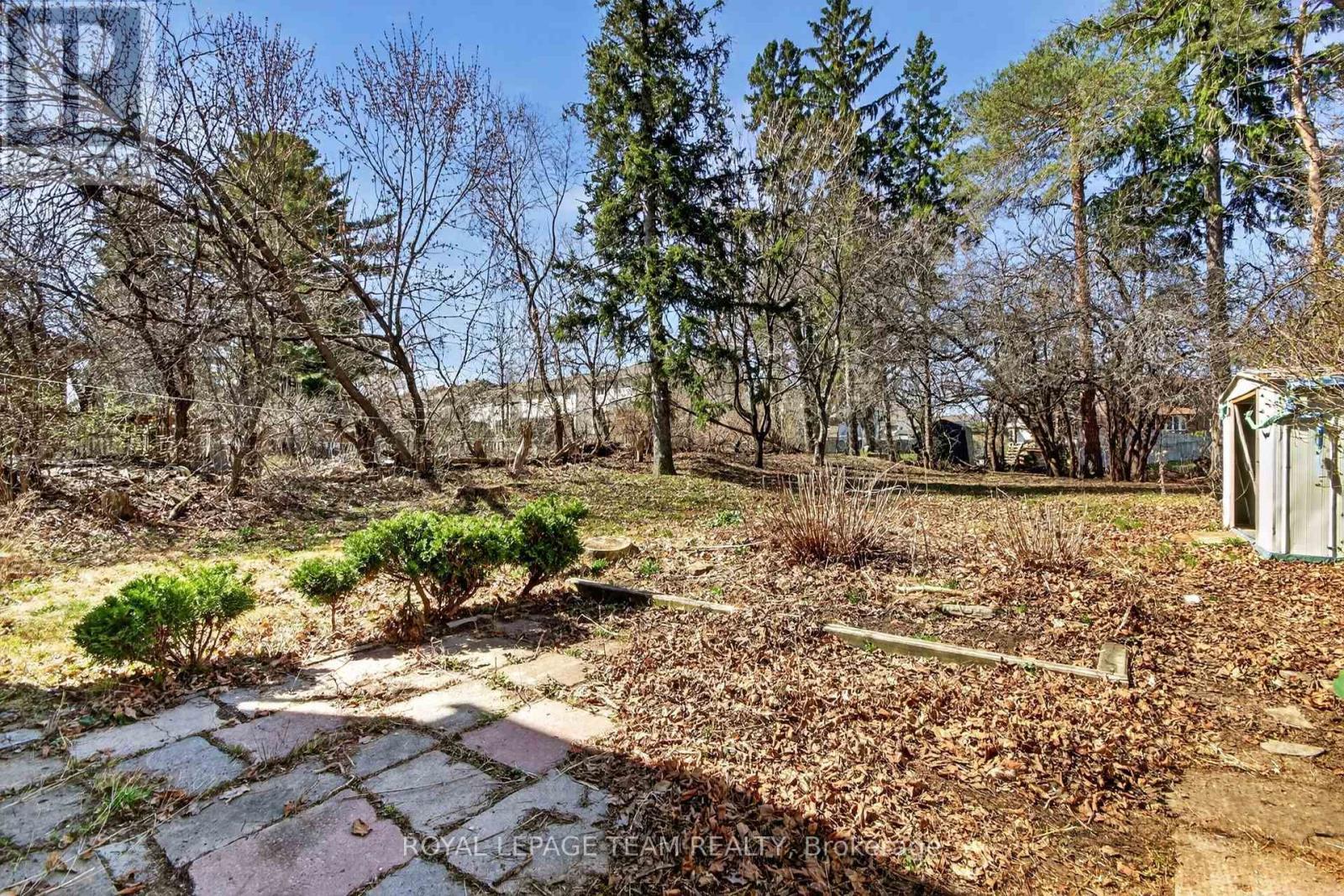 1548 Ortona Avenue, Ottawa, ON - Outdoor
