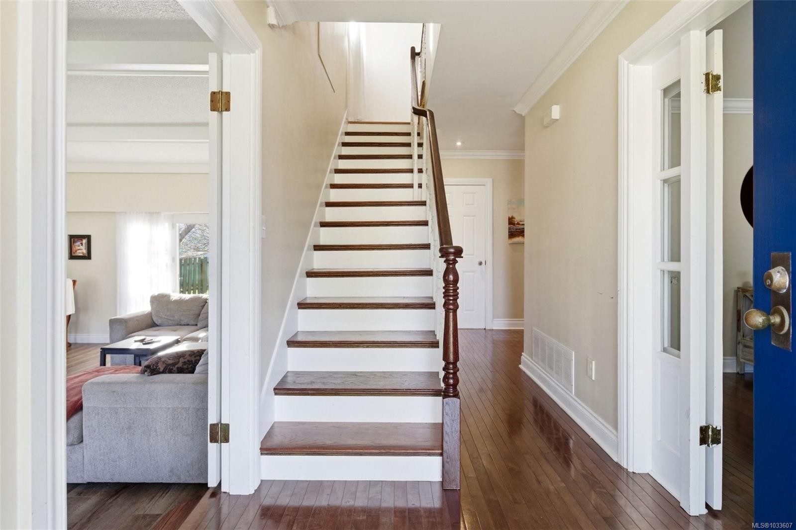 4104 Longview Dr, Saanich, BC