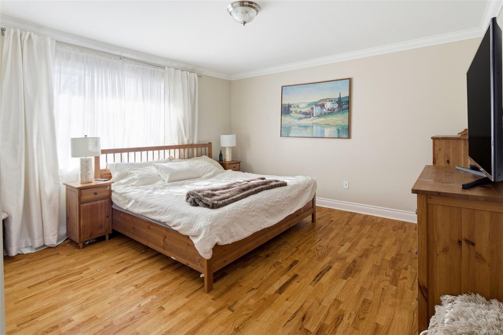 4104 Longview Dr, Saanich, BC