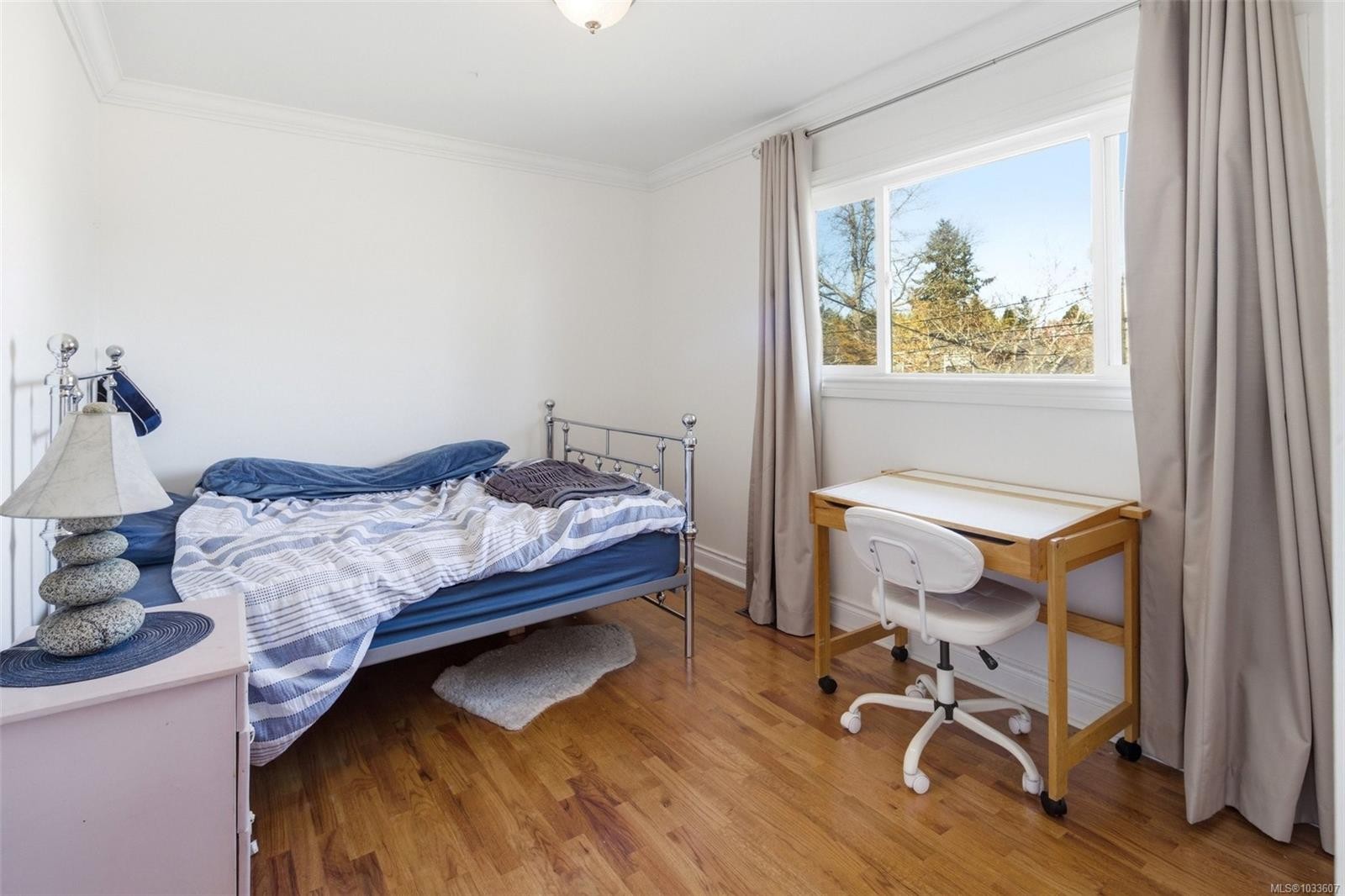 4104 Longview Dr, Saanich, BC