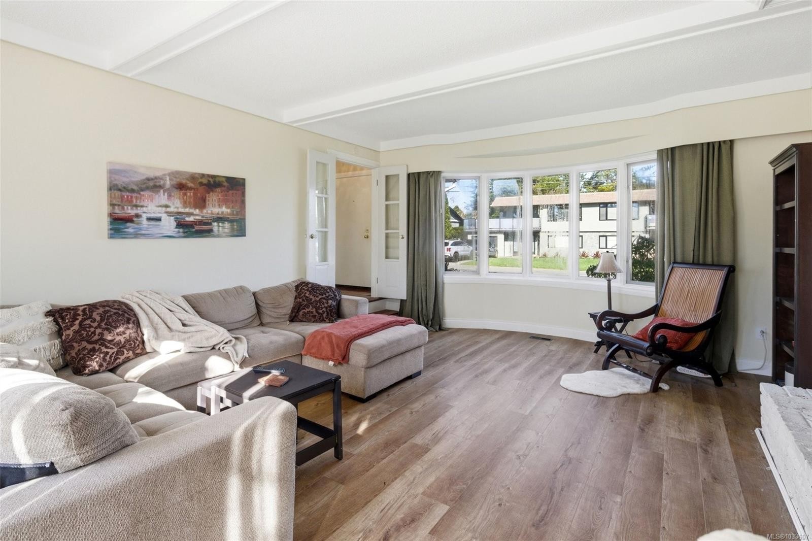 4104 Longview Dr, Saanich, BC