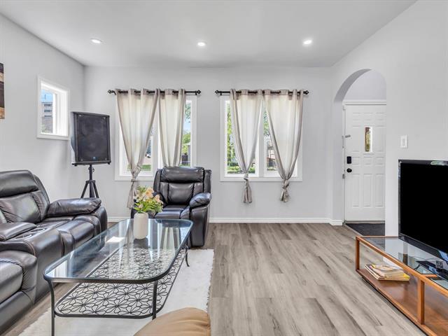 573 Arlington St, Winnipeg, MB