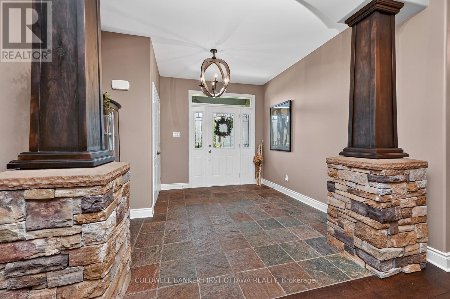 193 Maggie'S Crescent, Beckwith, ON
