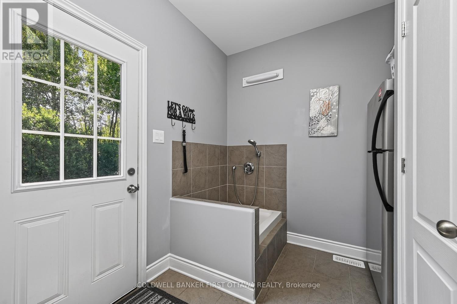193 Maggie'S Crescent, Beckwith, ON