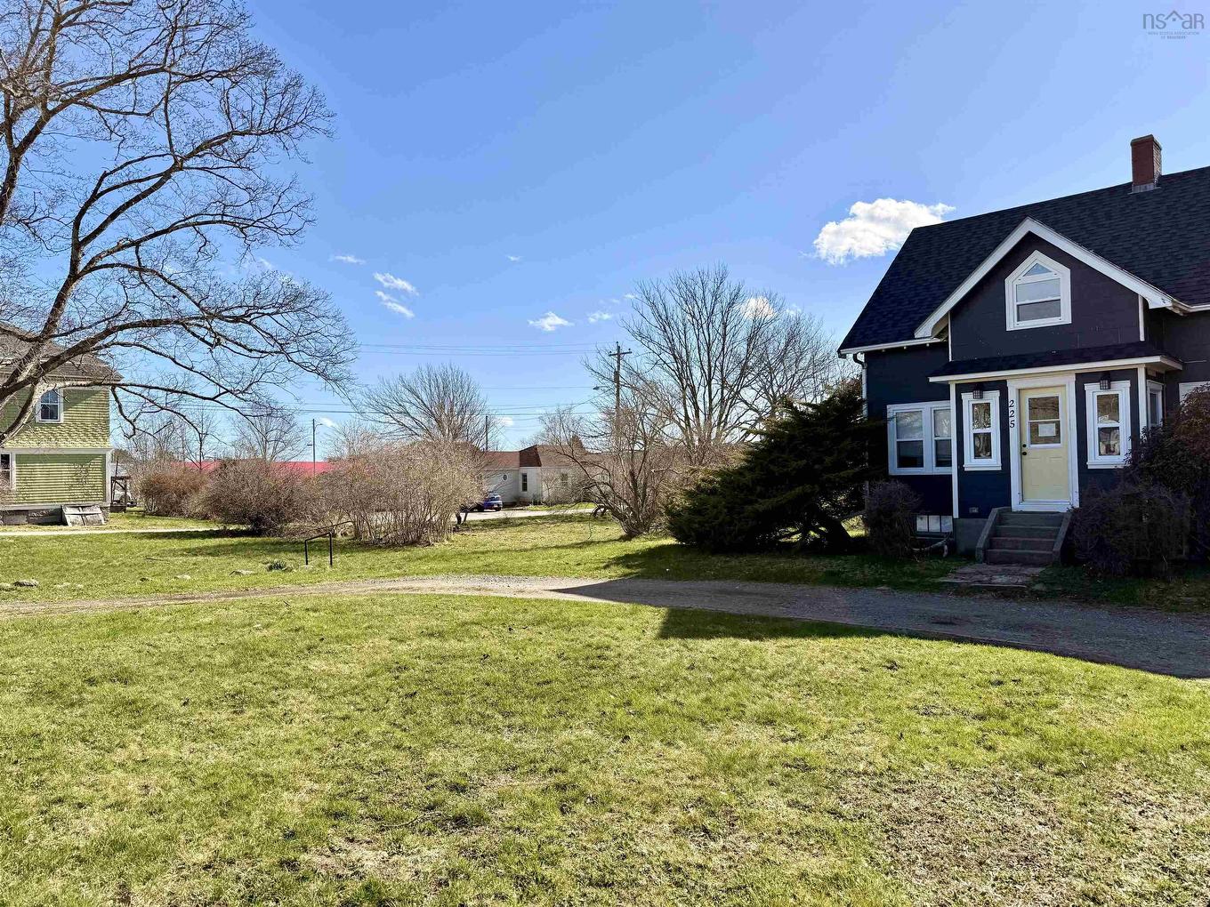 225 Water Street, Shelburne, NS