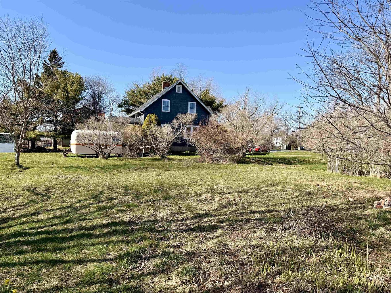 225 Water Street, Shelburne, NS