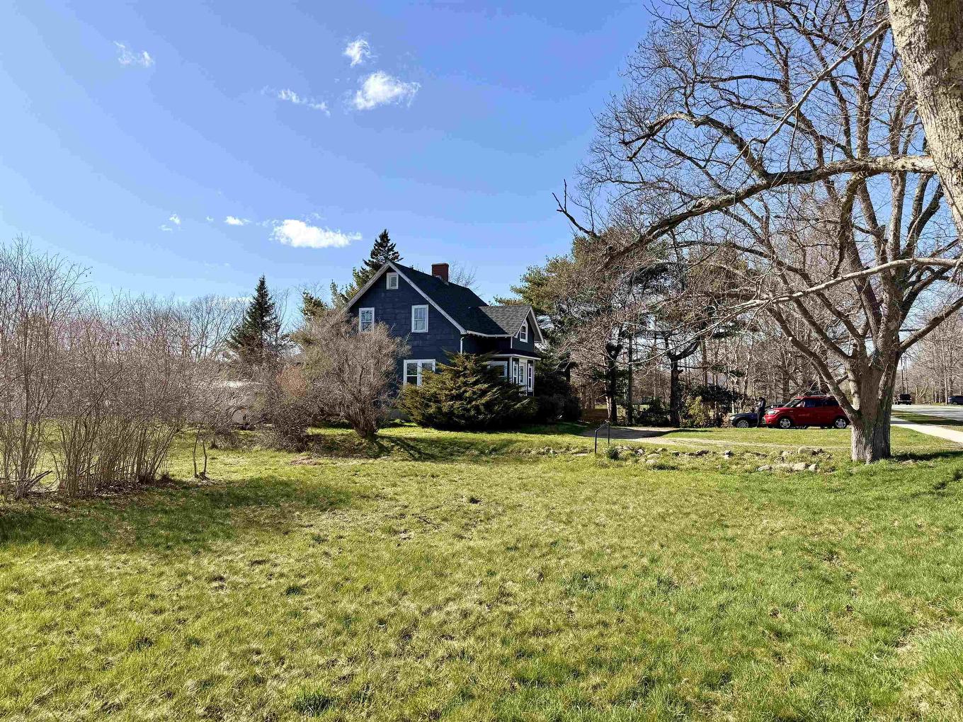 225 Water Street, Shelburne, NS
