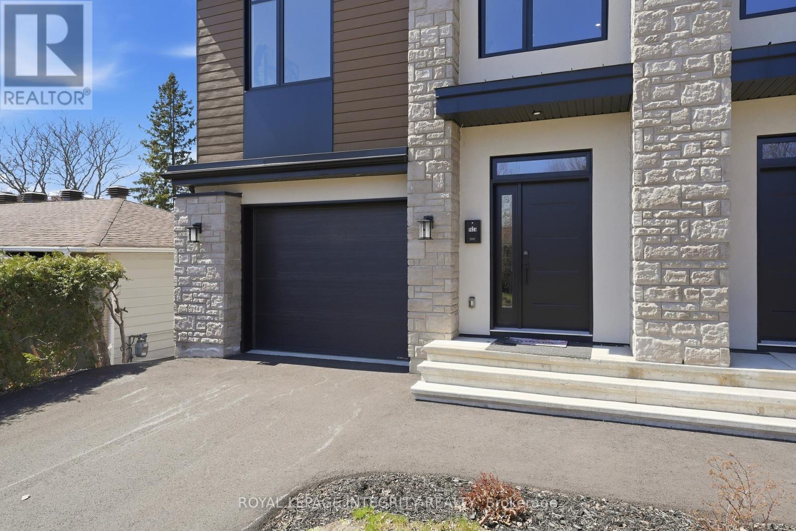 984 Watson Street, Ottawa, ON - Outdoor