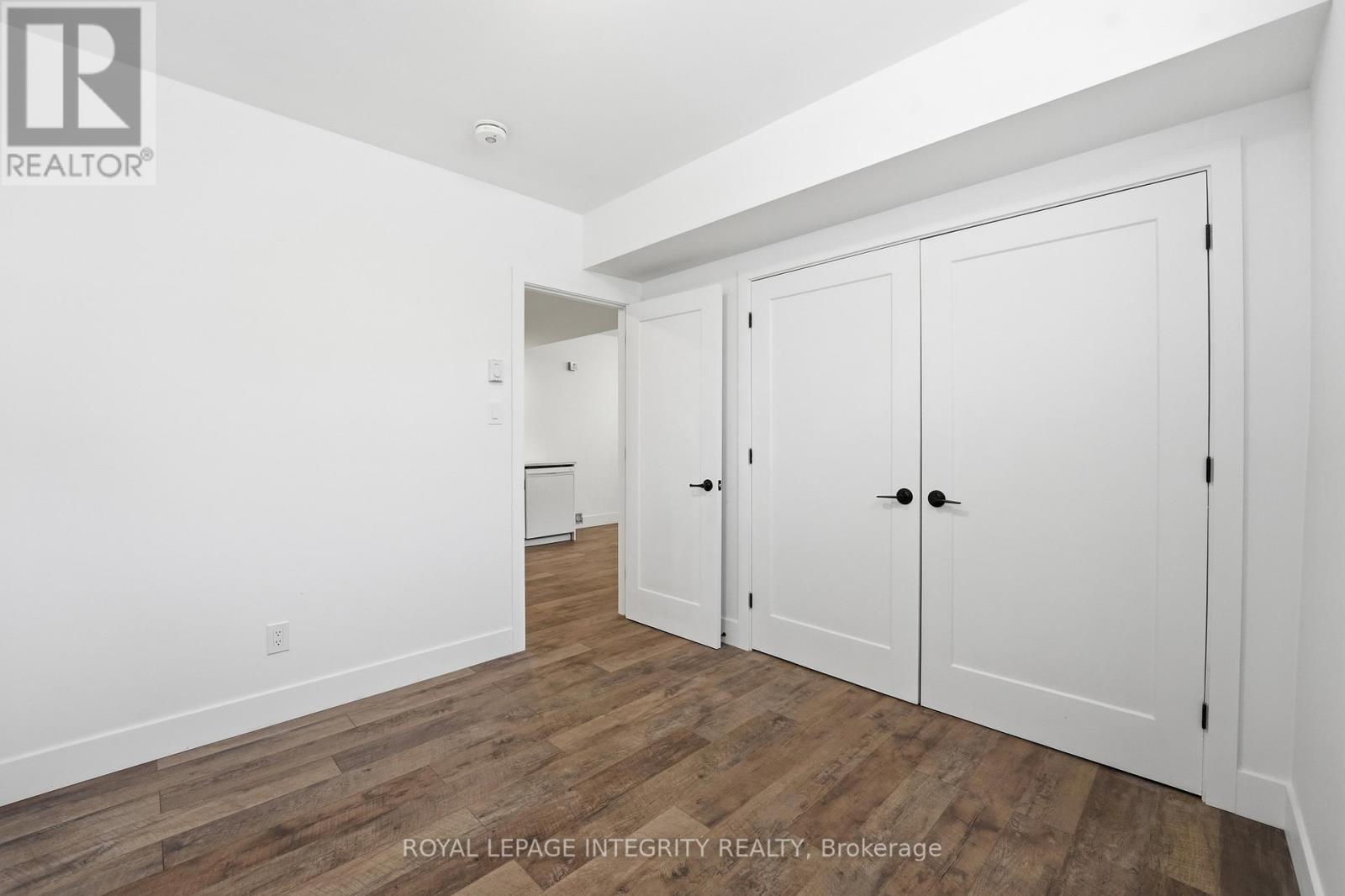 984 Watson Street, Ottawa, ON - Indoor Photo Showing Other Room