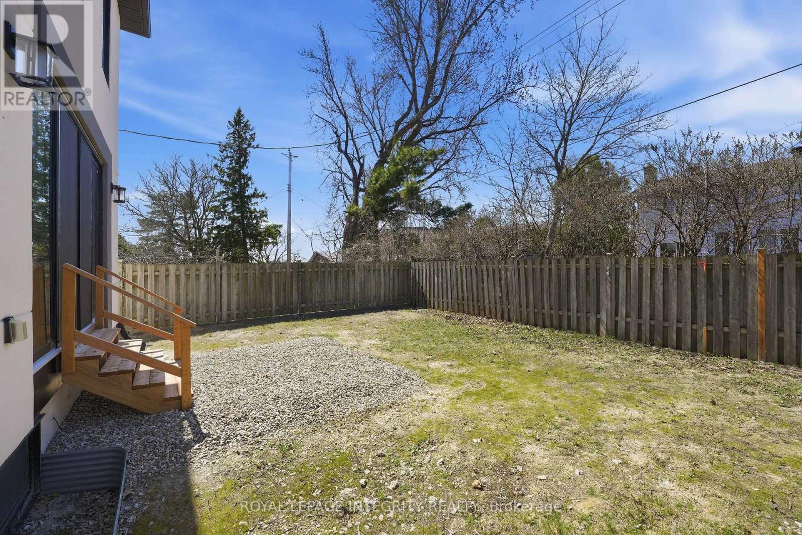 984 Watson Street, Ottawa, ON - Outdoor