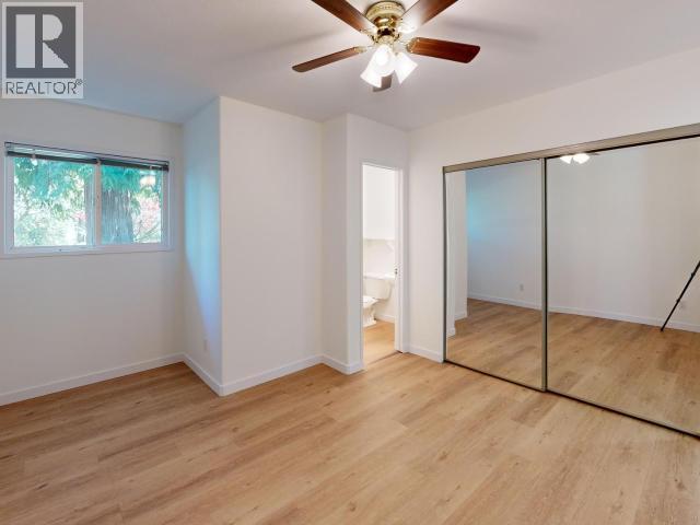 8098 Centennial Drive, Powell River, BC